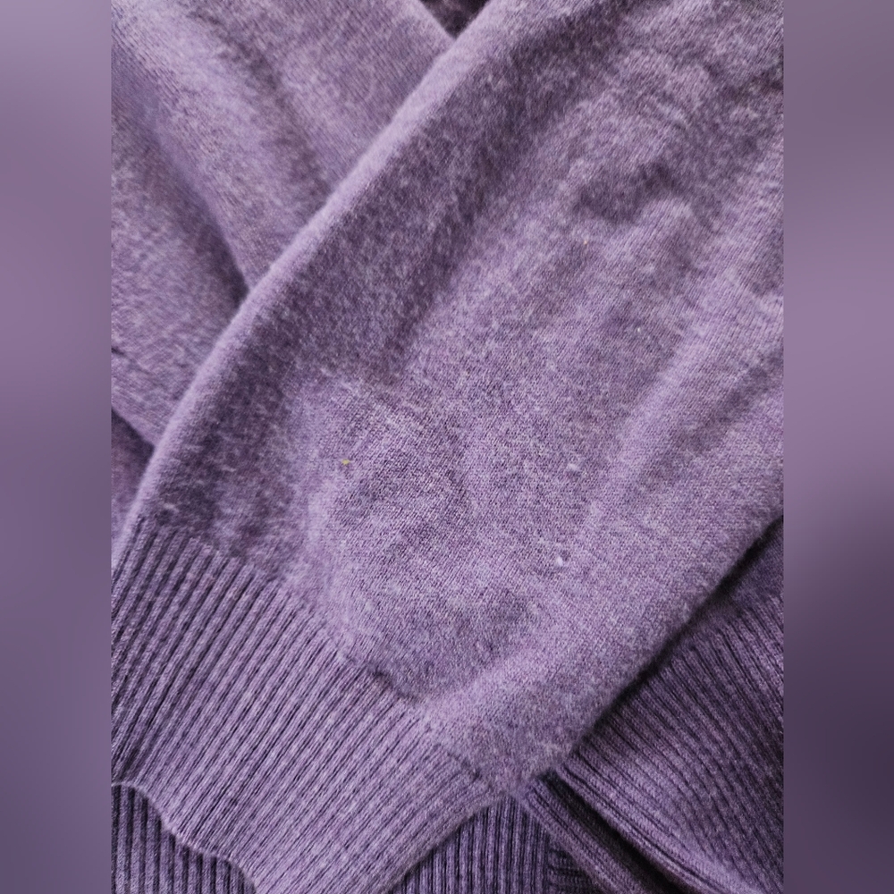 Banana Republic Merino Wool Sweater - Picture 4 of 7